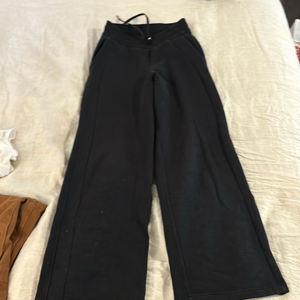 Lululemon wide leg scuba sweatpants